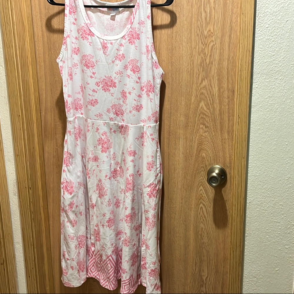 LuLaRoe Pink and White Dress Floral Pattern